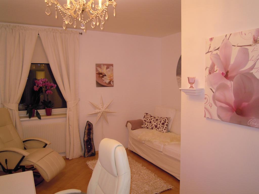 Orchidee Διαμέρισμα Wiener Neudorf Εξωτερικό φωτογραφία